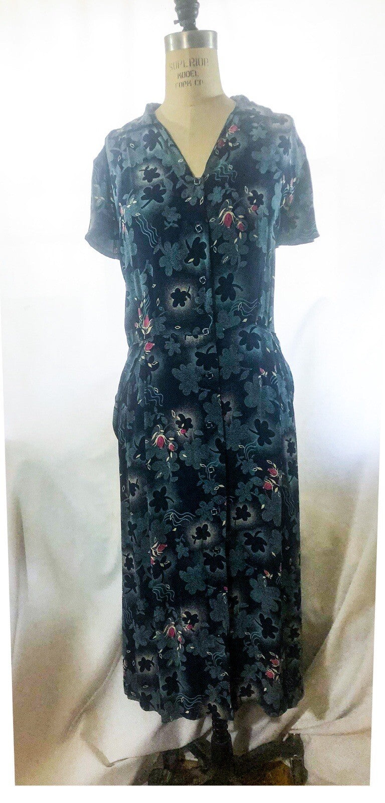 Vintage 1940s printed rayon long dress, Novelty print , M-L