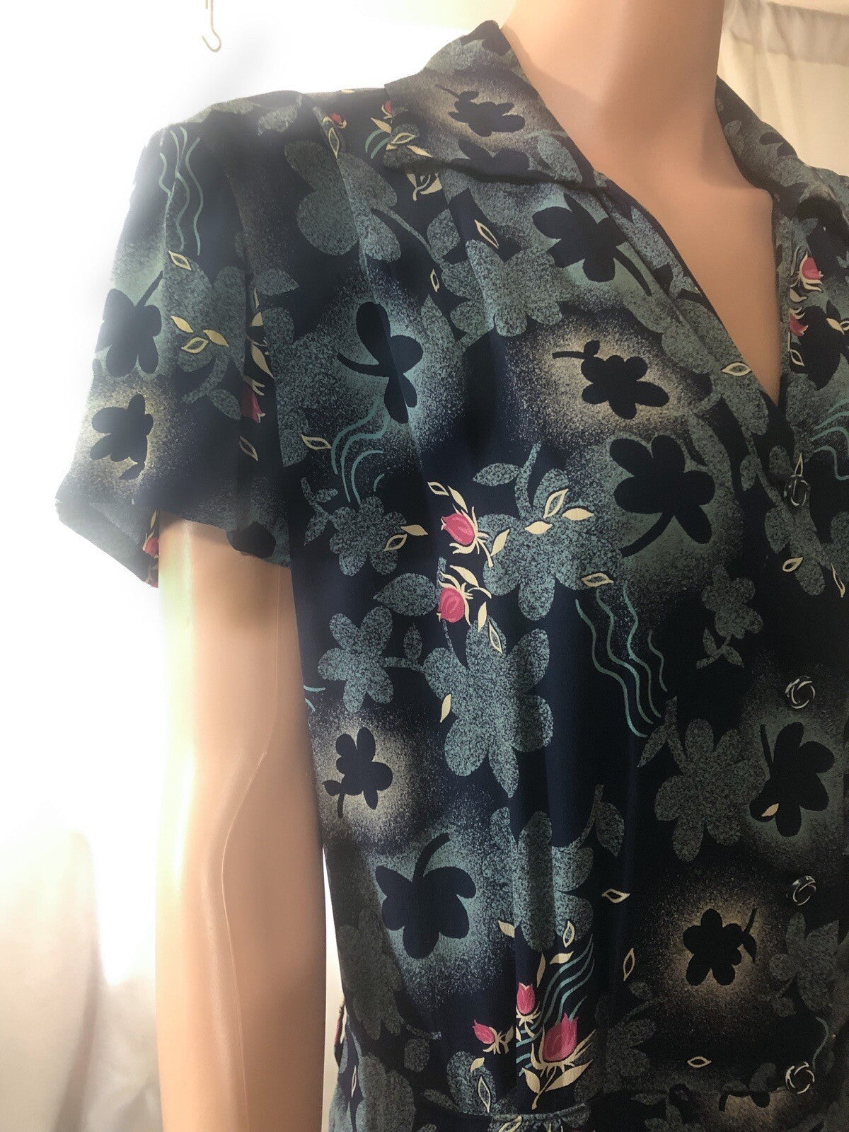 Vintage 1940s printed rayon long dress, Novelty print , M-L