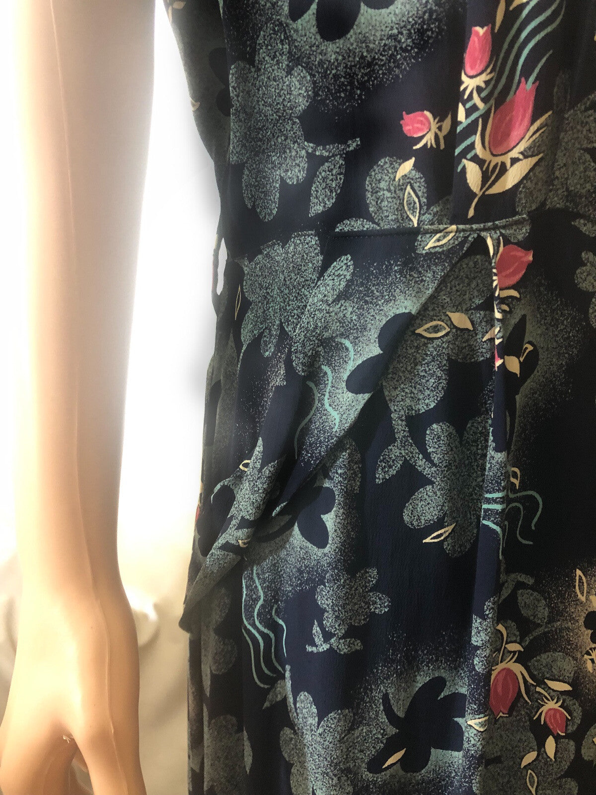 Vintage 1940s printed rayon long dress, Novelty print , M-L