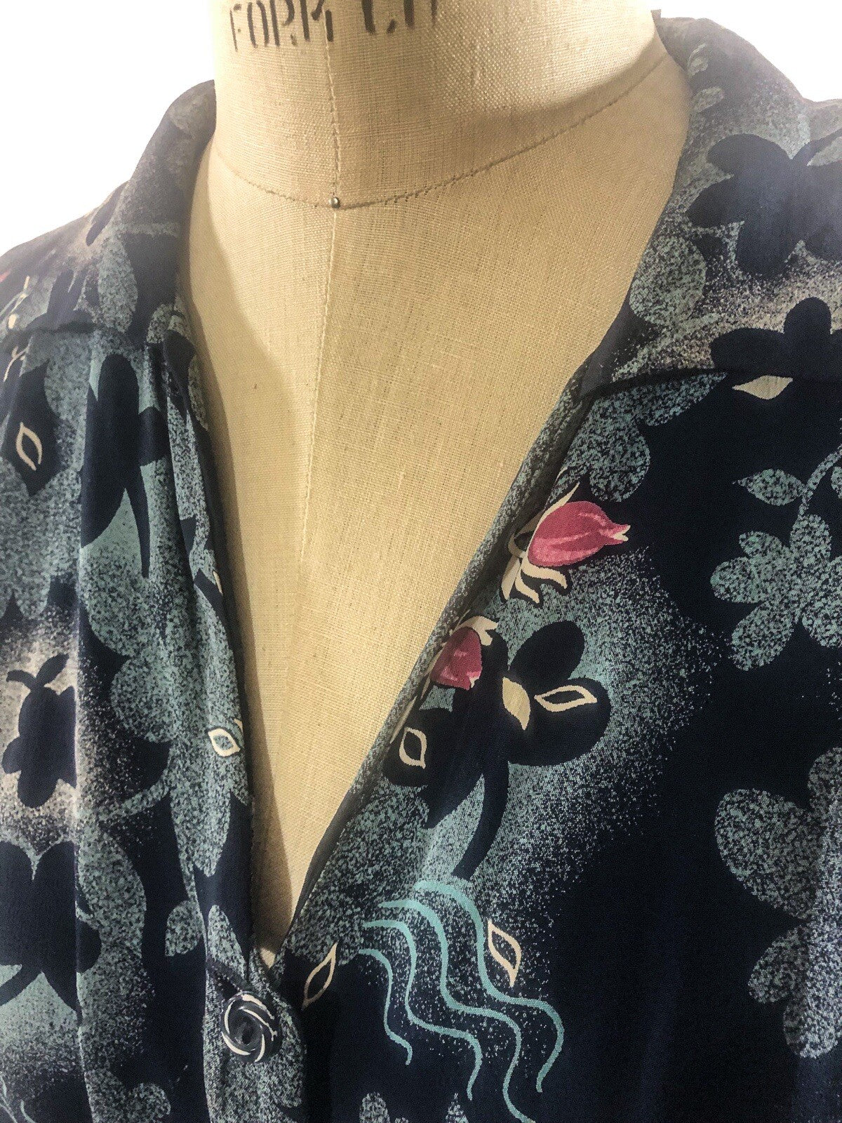 Vintage 1940s printed rayon long dress, Novelty print , M-L