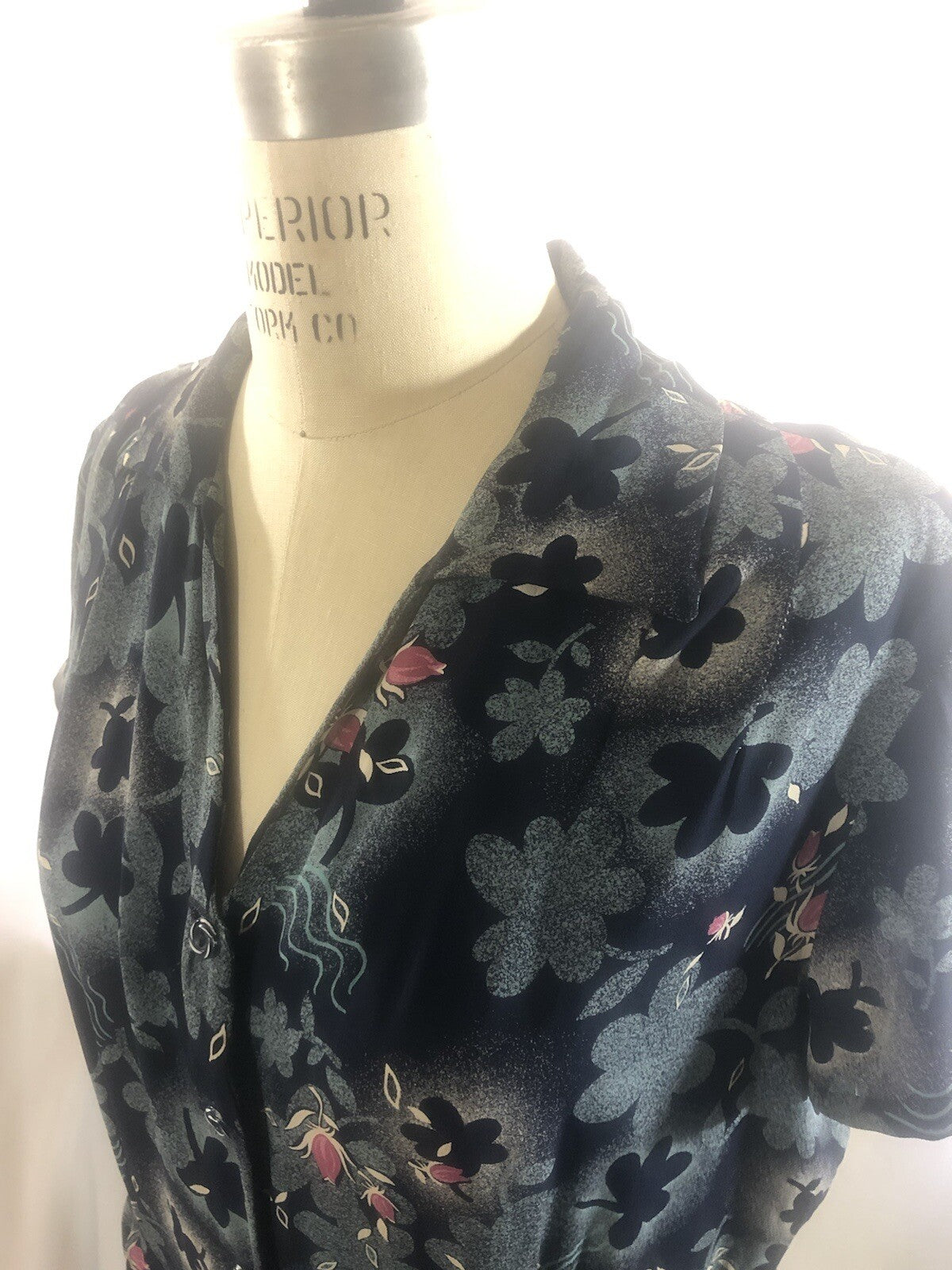 Vintage 1940s printed rayon long dress, Novelty print , M-L